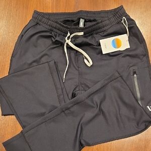 Vuori Black Sunday Performance Joggers